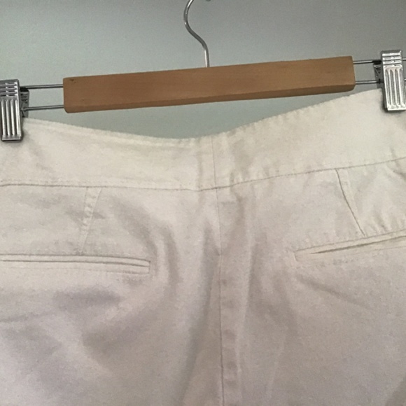 Designer Capri - Picture 3 of 3